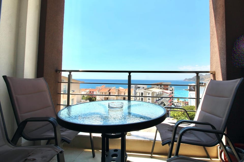 Day, Natural landscape, View (from property/room), Balcony/Terrace, Seating area, Dining area, Sea view
