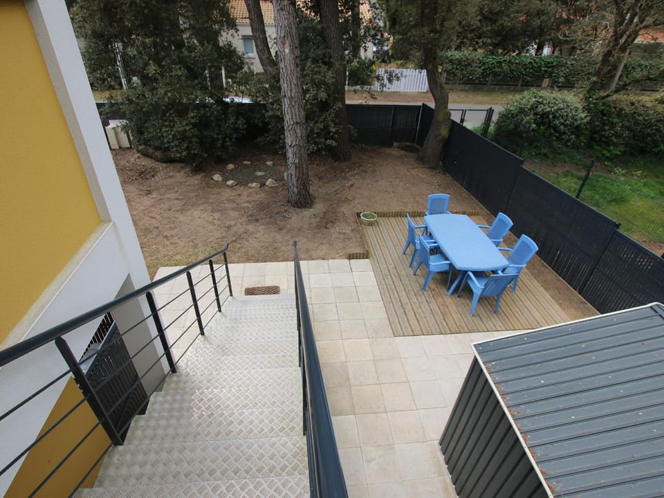 Appartement neuf 62 m², 5 couchages, à 250 m de la plage - balcon, jardin privé, et parking inclus - FR-1-364-111 Apartment in Pays de la Loire