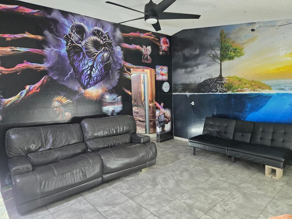Shared living NOT A HOTEL Vacation rental in Phoenix