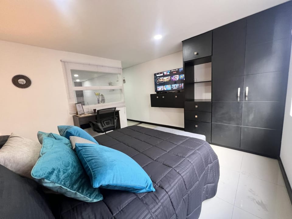 Seating area, Bedroom