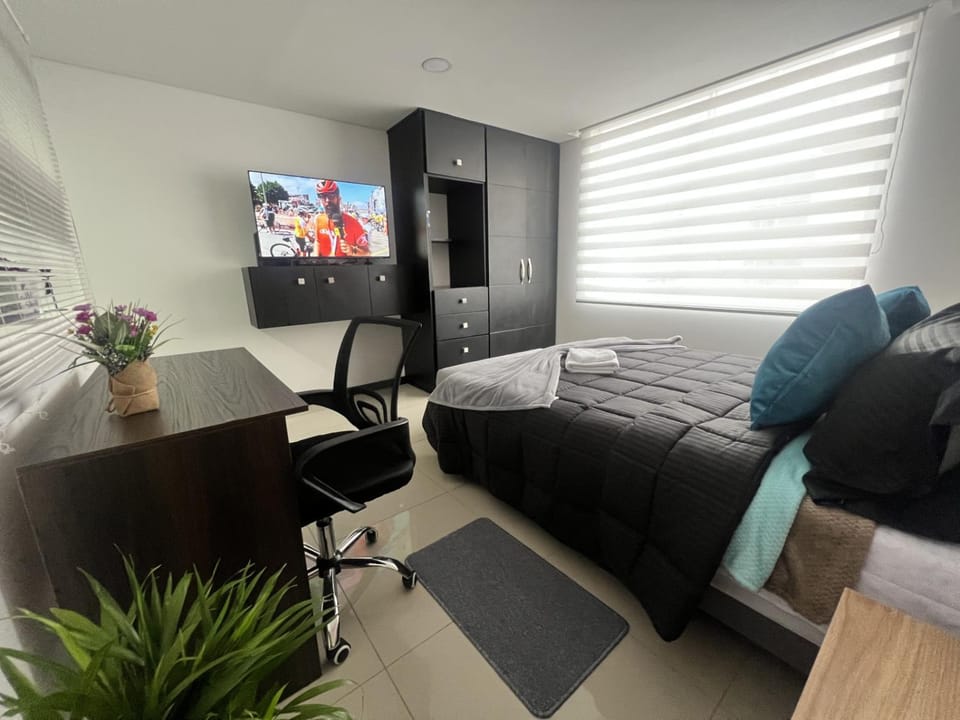Seating area, Bedroom
