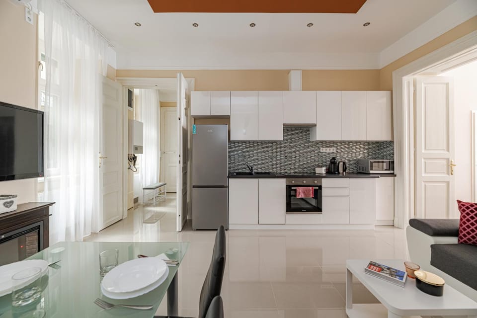 Living room, kitchen