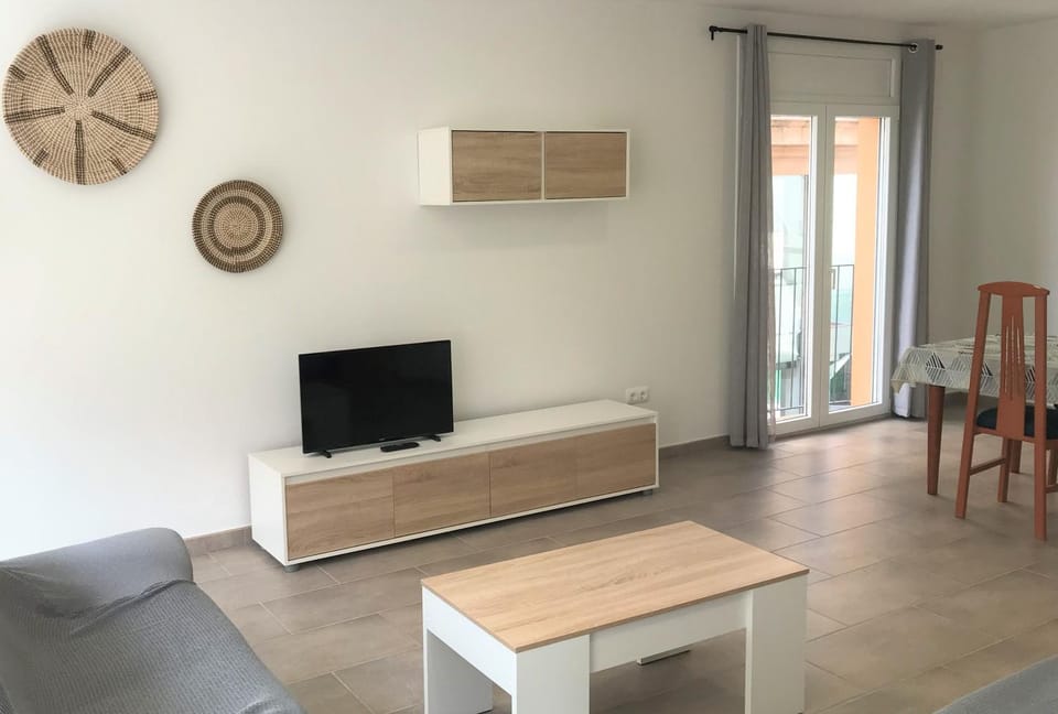 Communal lounge/ TV room, TV and multimedia, Living room, Seating area