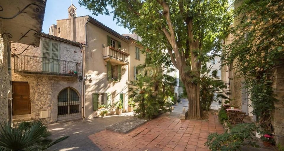 Studio au cœur du Vieil Antibes Apartment in Antibes