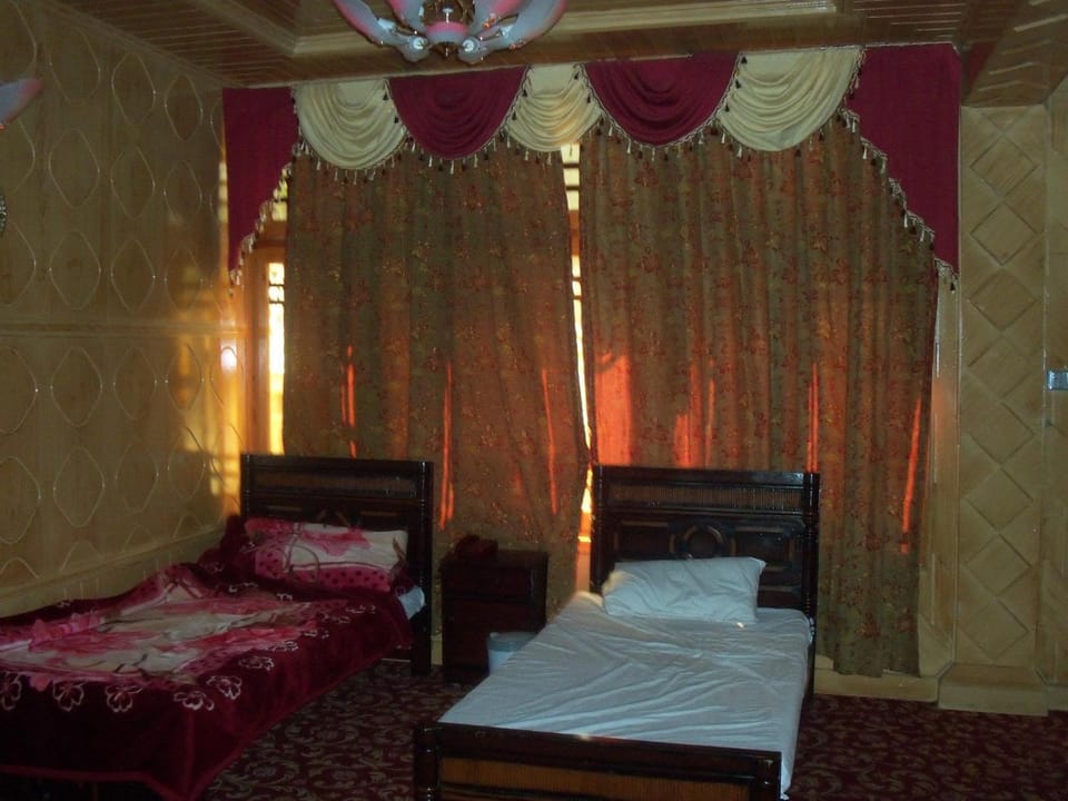 Manila Huts Hotel in Pakistan