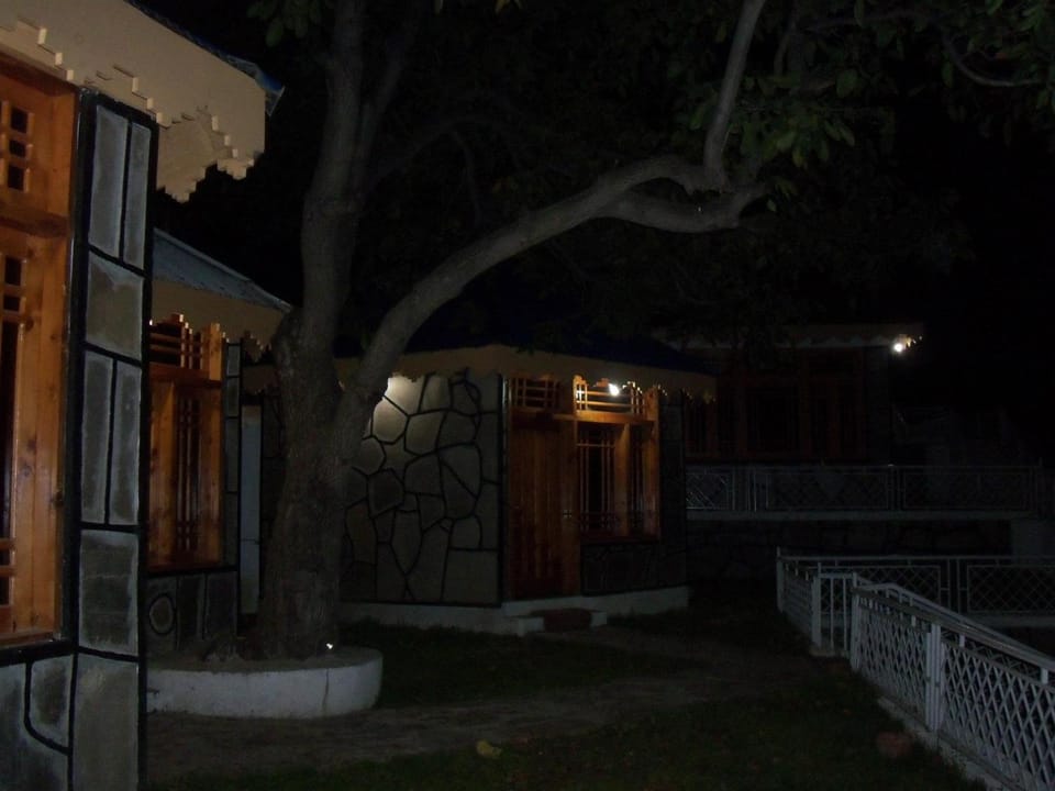 Manila Huts Hotel in Pakistan