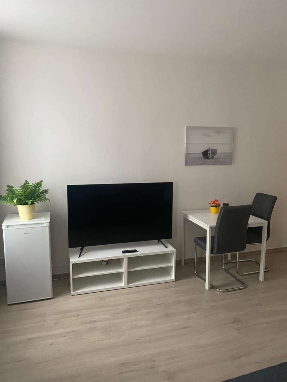 TV and multimedia, Seating area