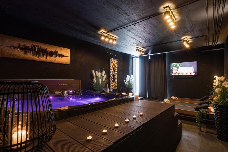 Luxury TABOO Villa & Spa in Medulin for 8 people with heated pool & wellness area Villa in Medulin