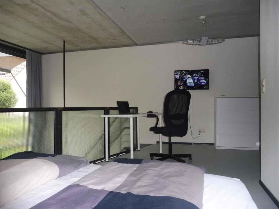 Moderne Architekten-Loftwohnung mit Galerie Apartment in Erfurt