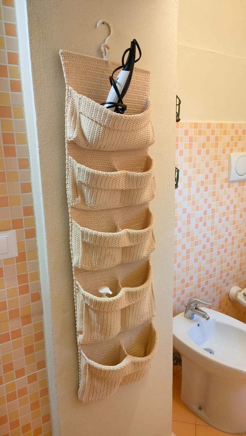 Bathroom, towels