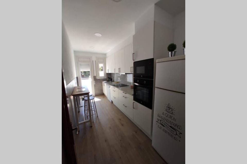 Can Puig. amplio, luminoso y con gran terraza. Apartment in Palafrugell
