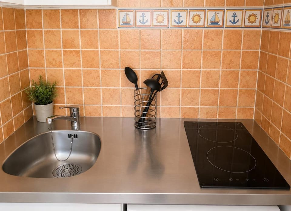 Studio - Marina 4 - 17 allée des Pinons - 3-2 Apartment in Saint-Jean-de-Monts