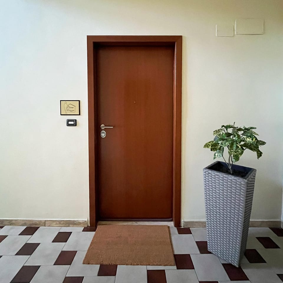 Property building, Internal: Not applicable to any particular room