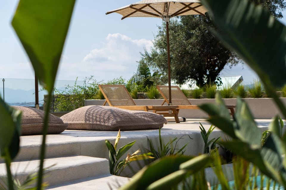 Patio, Day, Garden, View (from property/room), Balcony/Terrace, Garden view, Sea view, sunbed