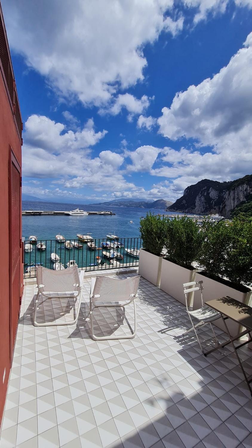 Capri Marina Suite Bed and Breakfast in Marina Grande