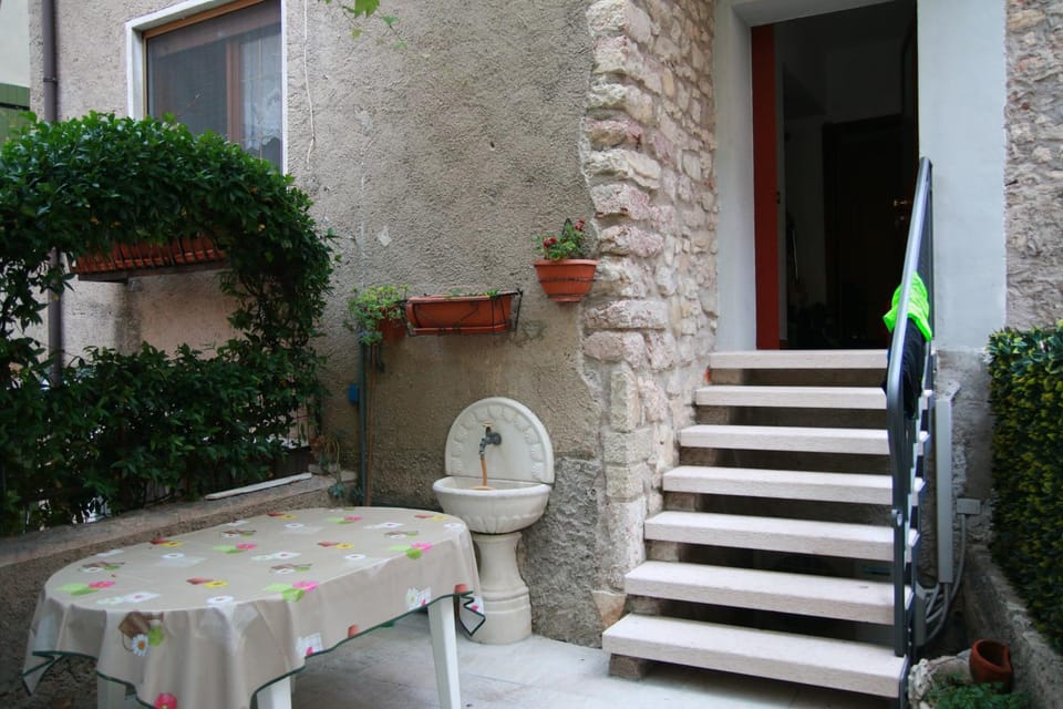 Patio, Balcony/Terrace
