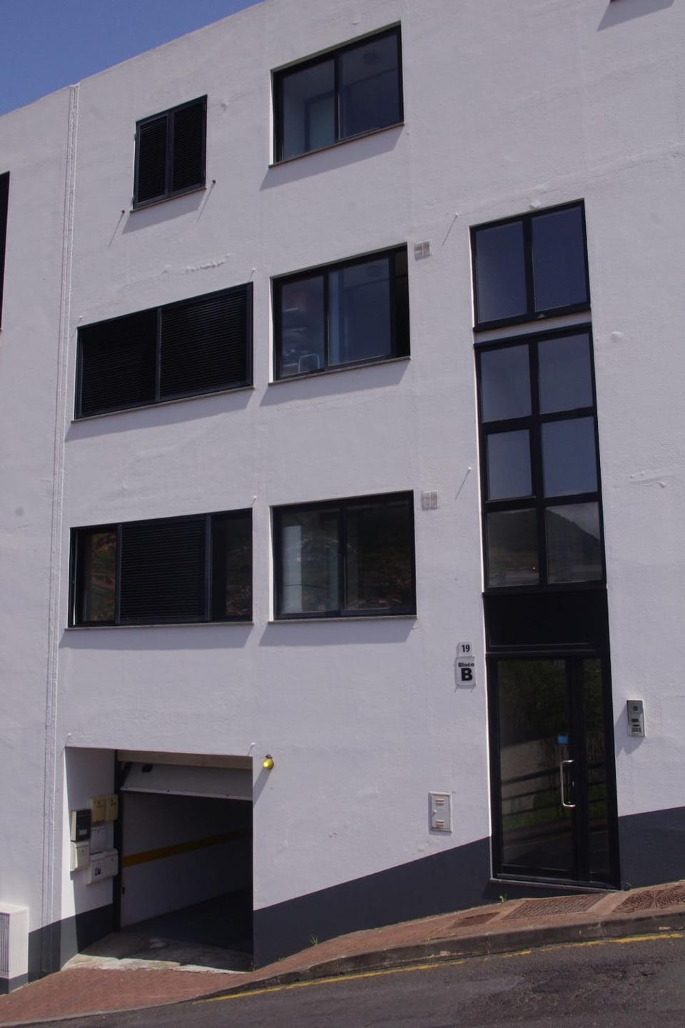 Facade/entrance