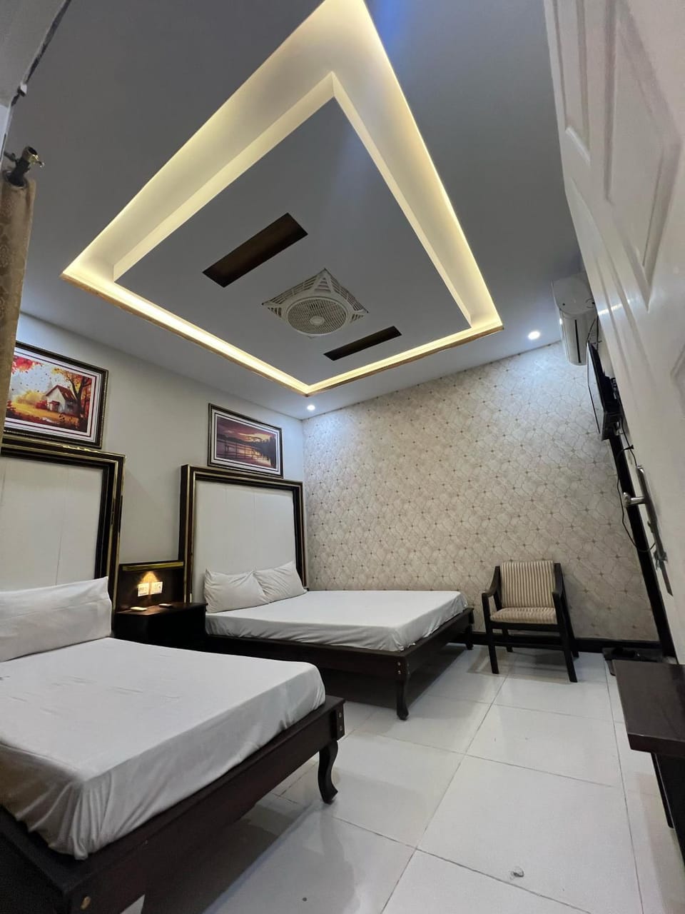 Oriole Guest House Standard Living Apartment in Islamabad