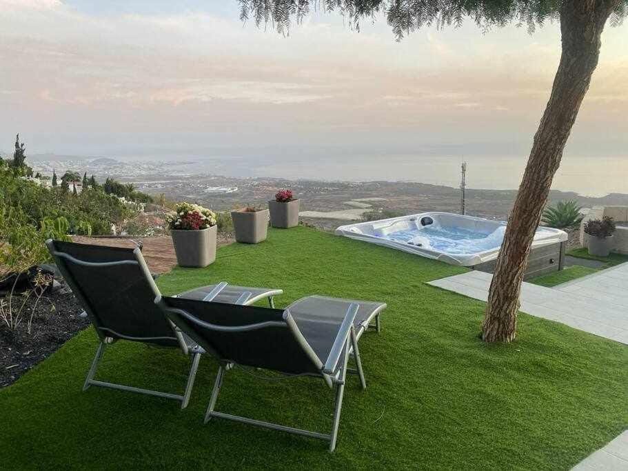 Infinity House. Ocean View hot tub. House in Canary Islands