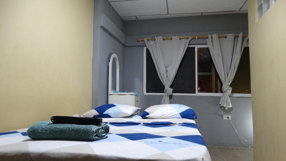 Habitaciones El Trébol Hostel in Playas