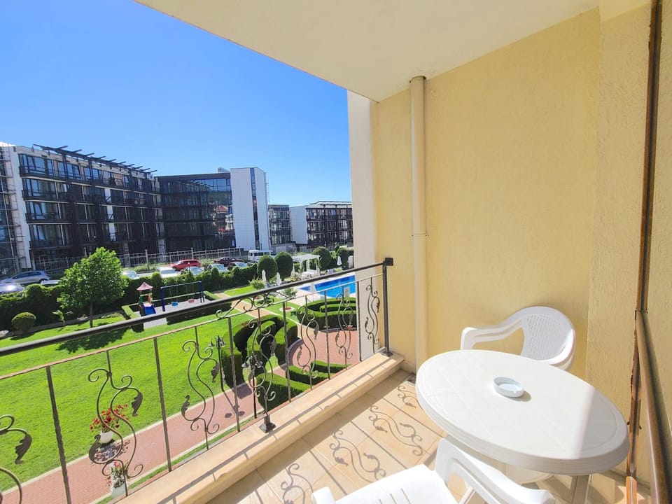 Royal Bay 2 Residence - Private apartment - BSR Apartment in Burgas Province
