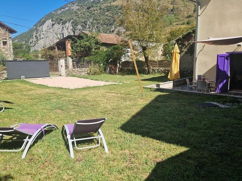 La glycine House in Catalonia