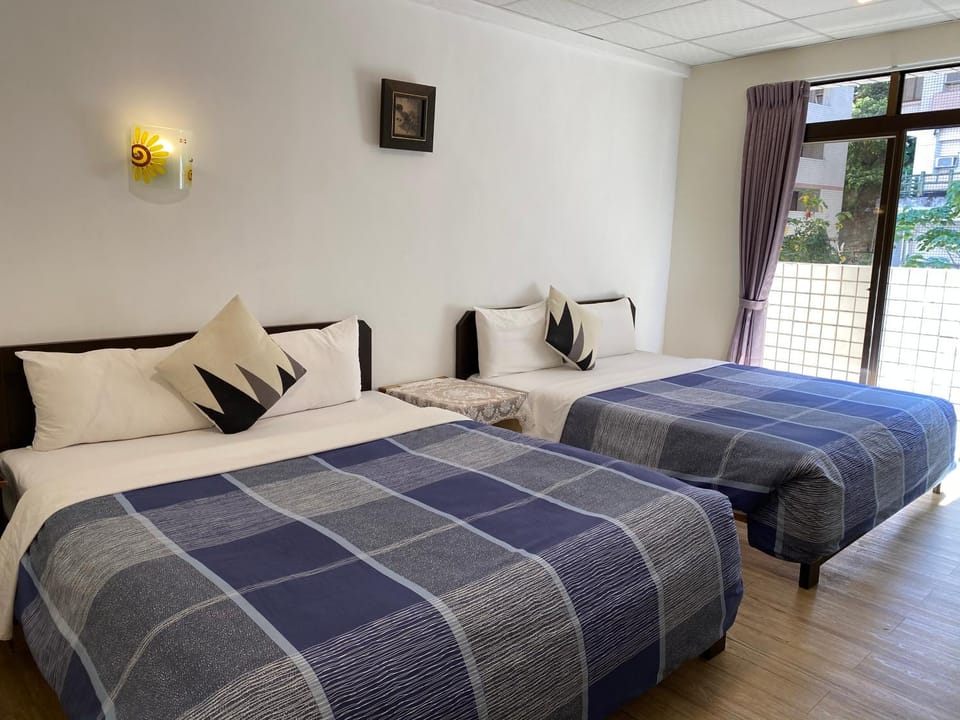 Zhiben Hotspring Apartment hotel in Kaohsiung