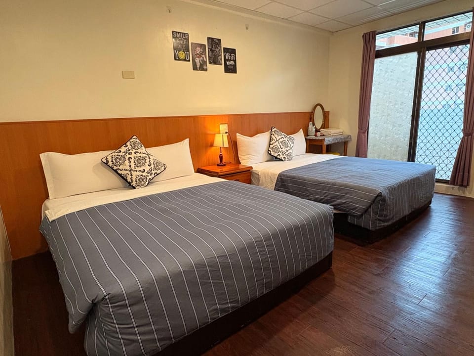 Zhiben Hotspring Apartment hotel in Kaohsiung