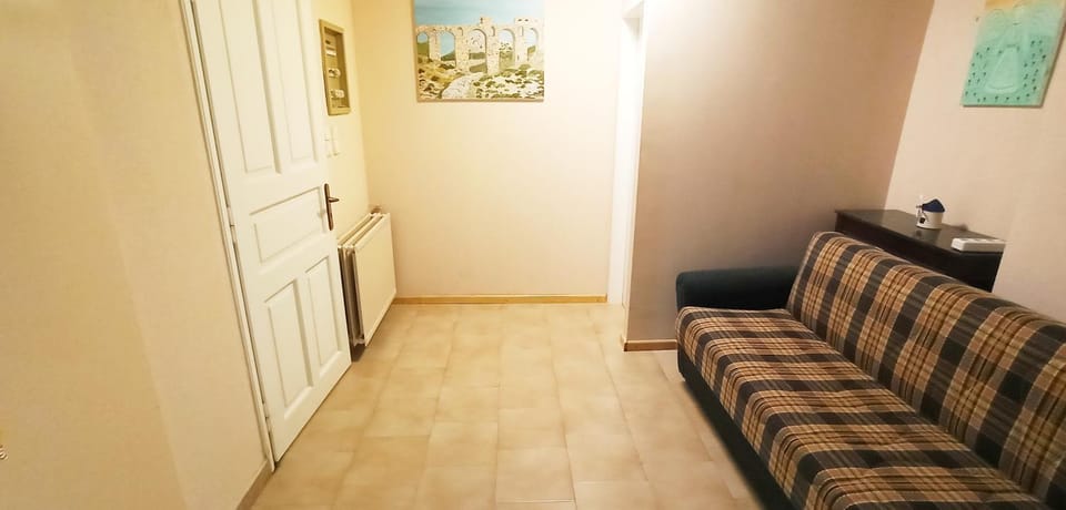 Spacious guesthouse with garden and seaview Apartment in Decentralized Administration of the Aegean