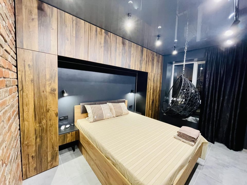 LOFT в RIVER PARK з джакузі Apartment in Dnipro