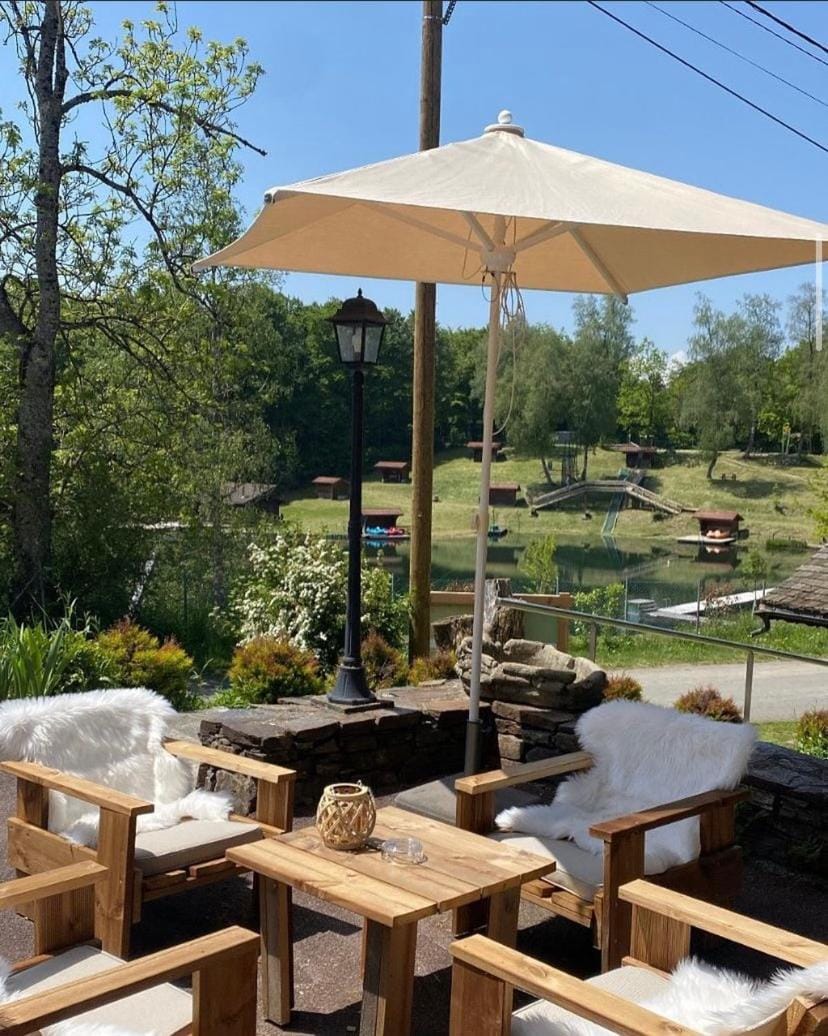 Balcony/Terrace, Beach, Lake view, Lake view
