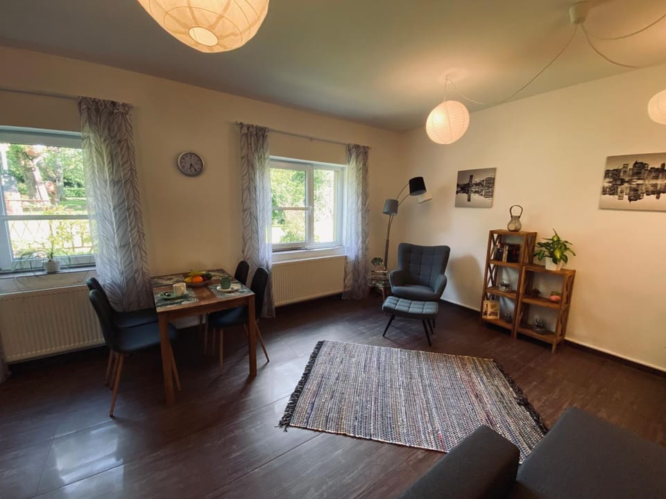 Dining area, Food, Food