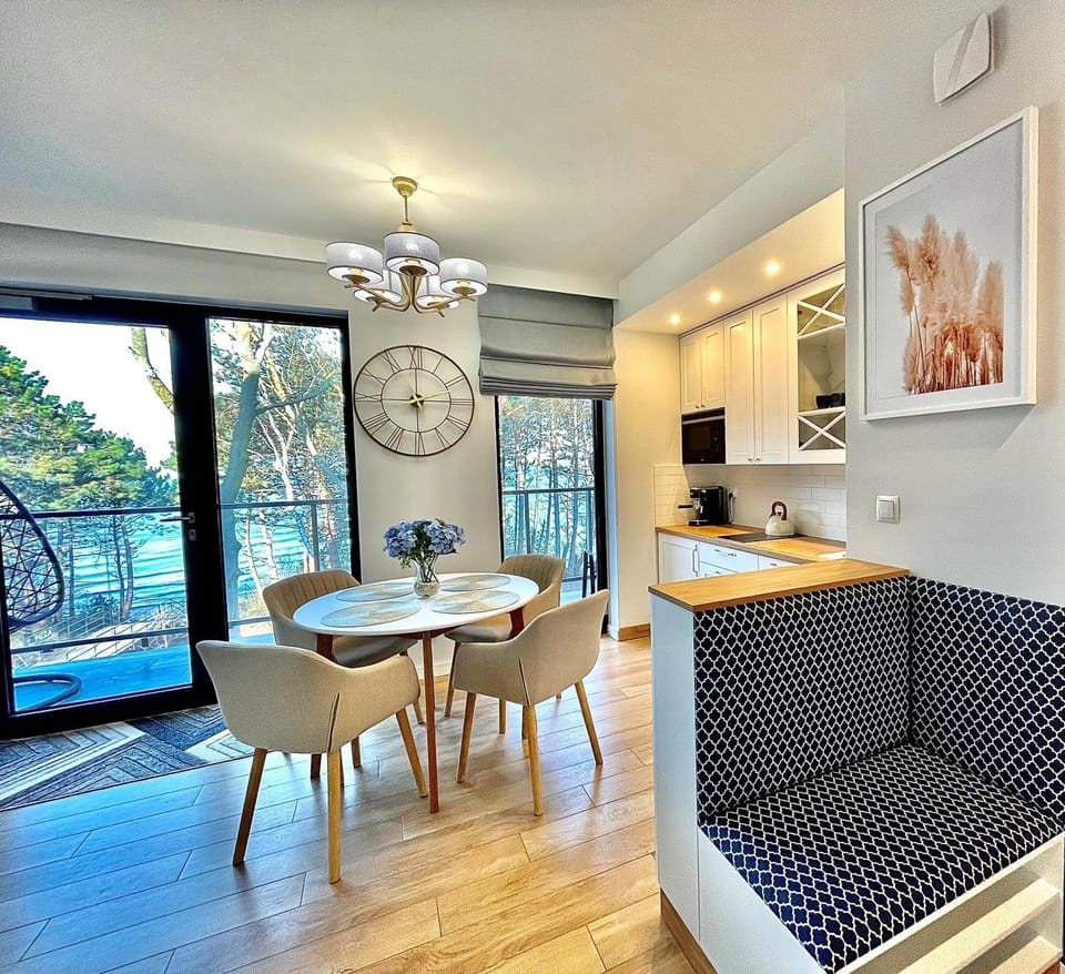 Kitchen or kitchenette, Living room, Dining area