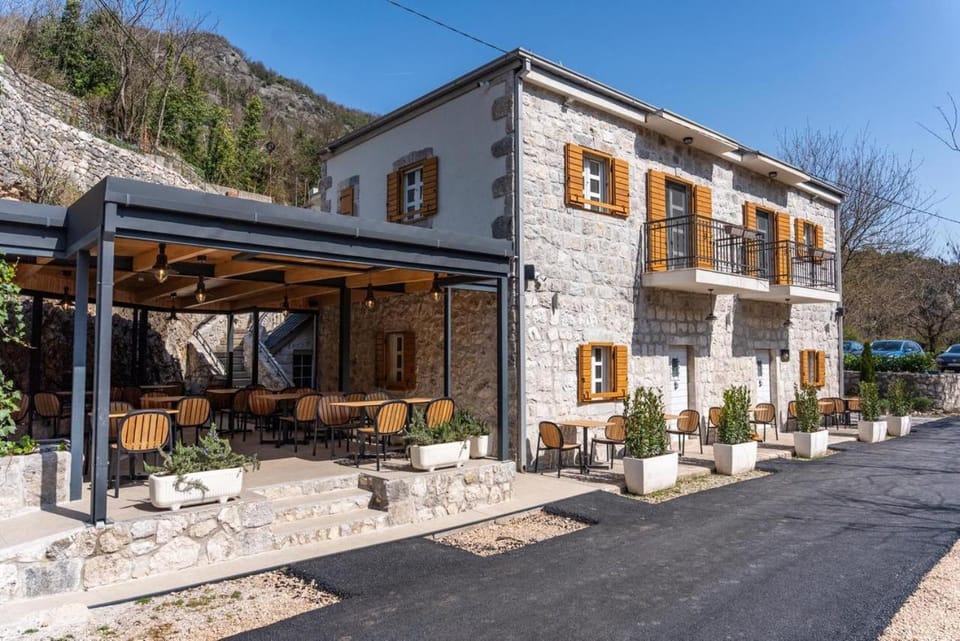 Casarogna Luxury Rooms Bed and Breakfast in Podgorica Municipality, Montenegro