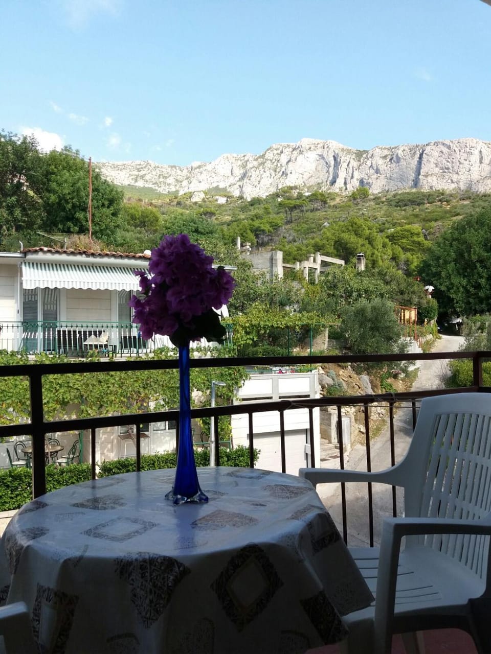 Dvokrevetna soba s balkonom i kuhinjom 1 Apartment in Split-Dalmatia County