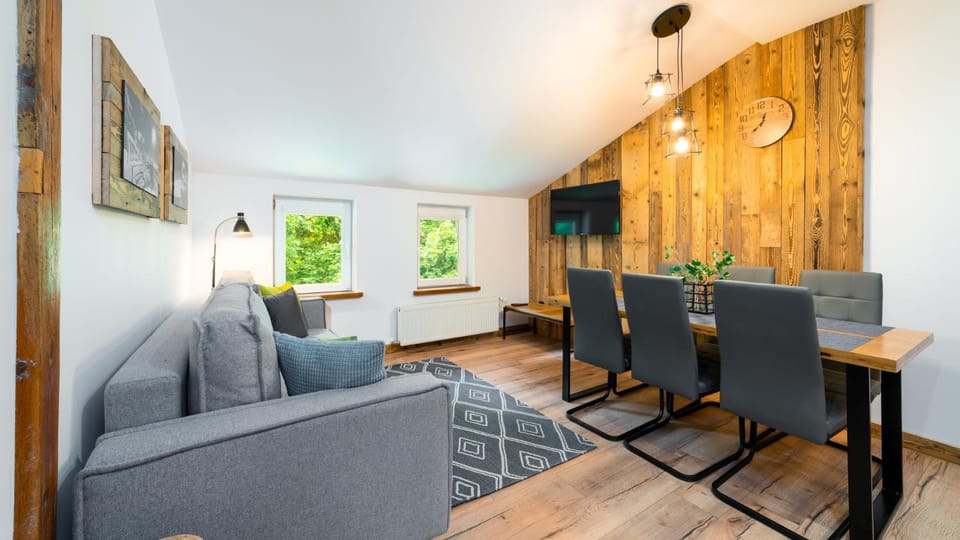 Living room, Seating area, Dining area