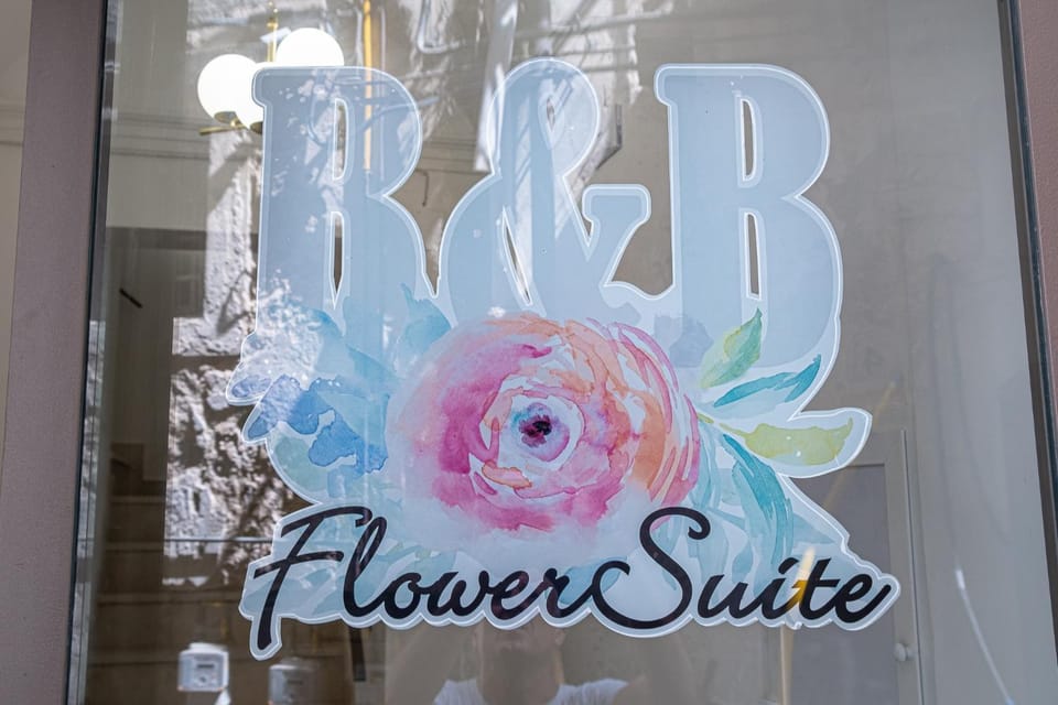 Property logo or sign