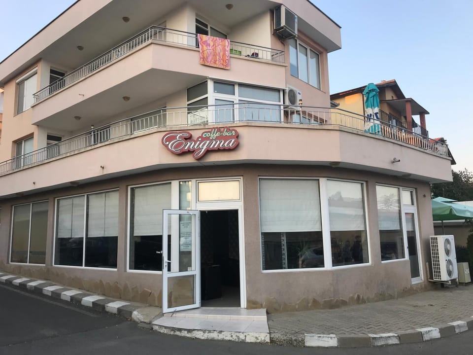 Апартамент Енигма Apartment in Burgas Province