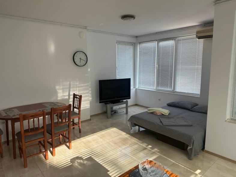 Апартамент Енигма Apartment in Burgas Province