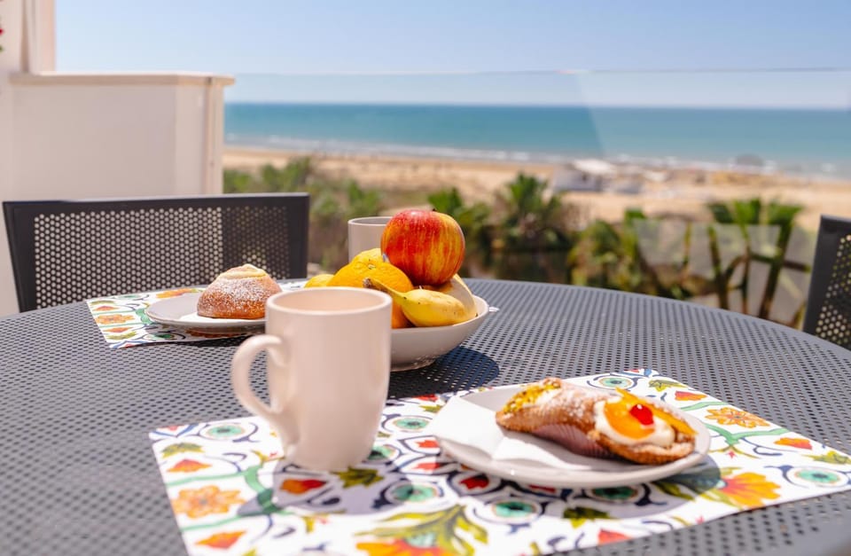 MADAGÌ Beachfront Apartments Apartment hotel in Pozzallo