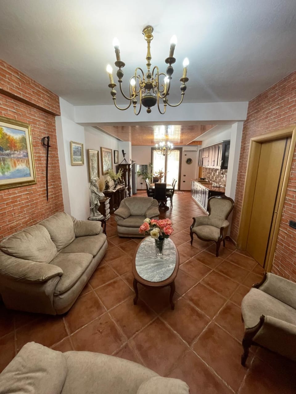 Living room, Seating area