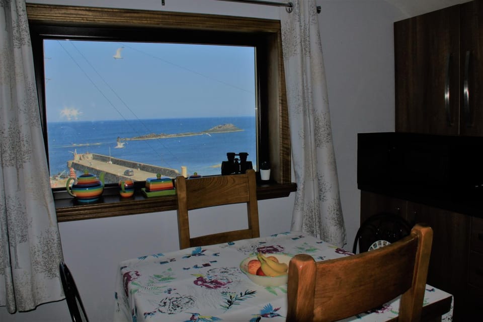 Dining area, Sea view