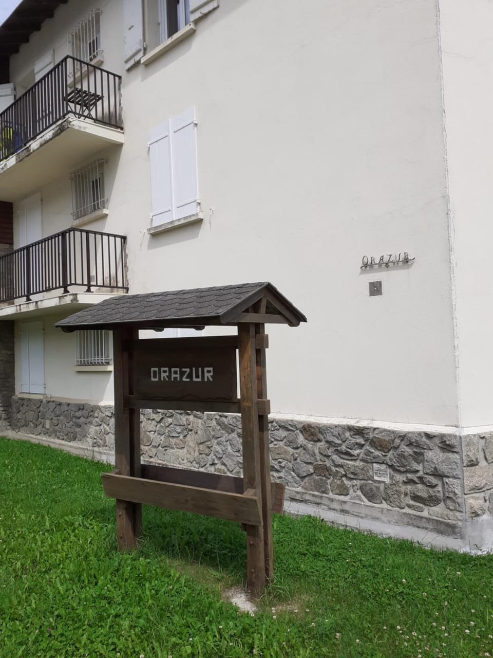 Property logo or sign
