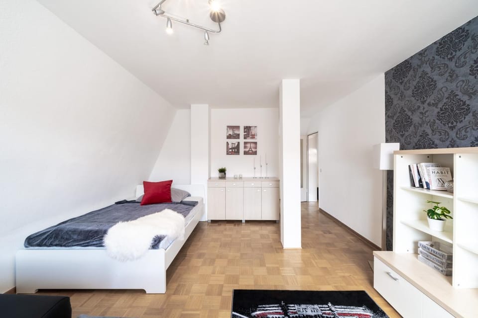 Living room, Bedroom