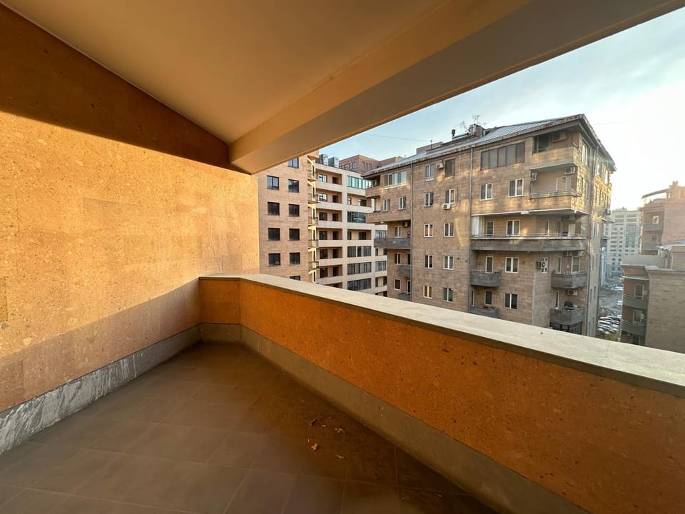 Northern Avenue, 4 bedrooms Luxury apartment im the heart of the Yerevan Apartment in Yerevan