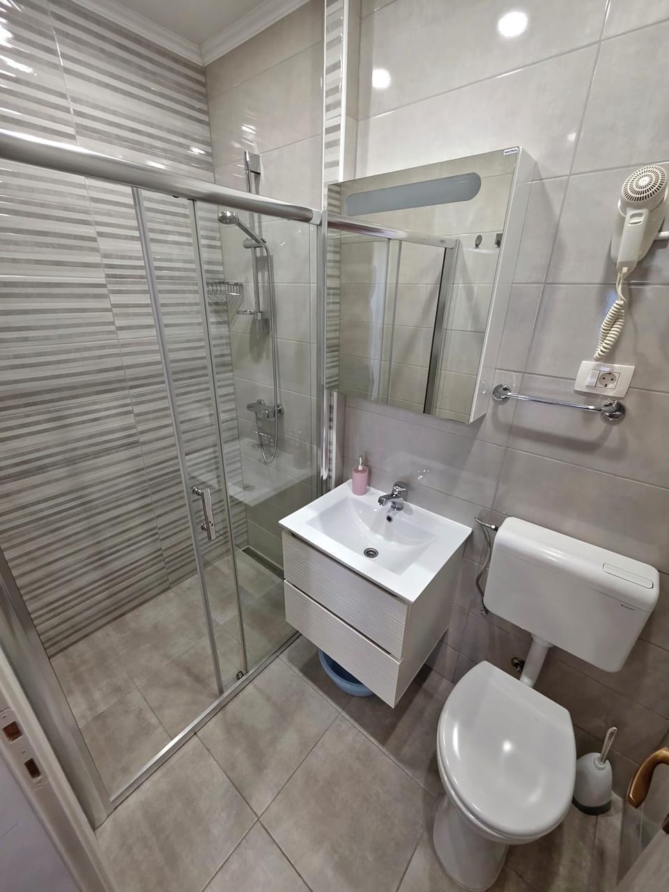 Cosey Studio Apartment For 2 Free Private Parking Apartment in Makarska