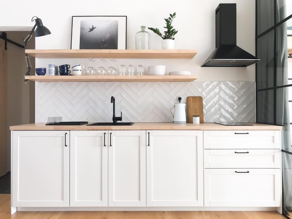 Kitchen or kitchenette