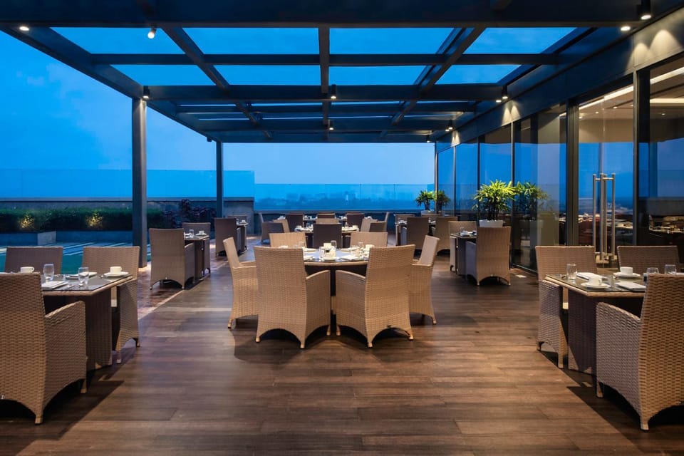 Restaurant/places to eat, Communal lounge/ TV room