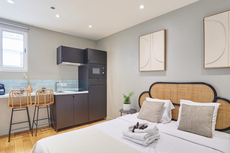 Residence centre de Paris by Studio prestige Apartment in Paris