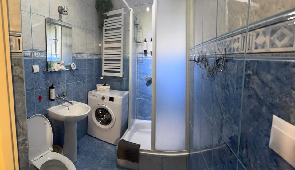 Apartament KOMPAS Apartment in Lower Silesian Voivodeship